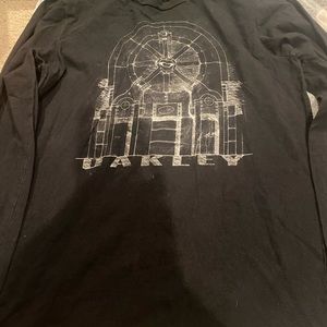 Mens long sleeve Oakleys all 3 for one price